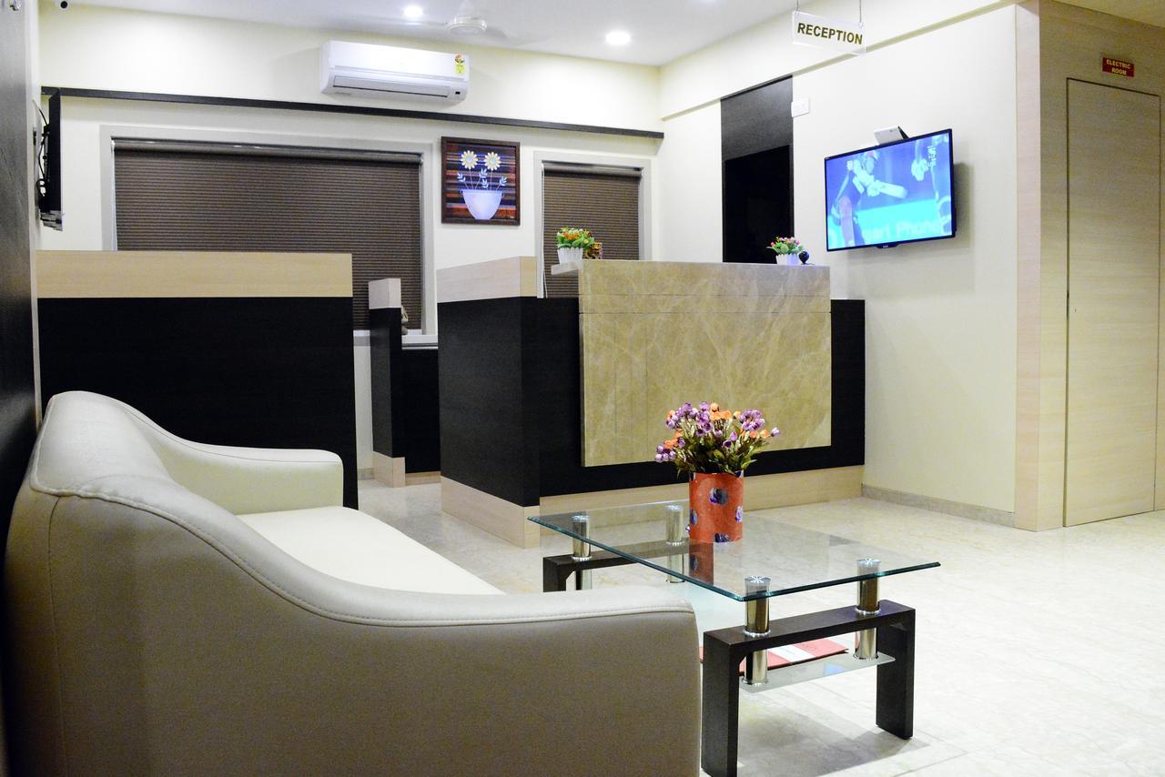 Hotel Ramkrishna Executive Bārsi Zewnętrze zdjęcie
